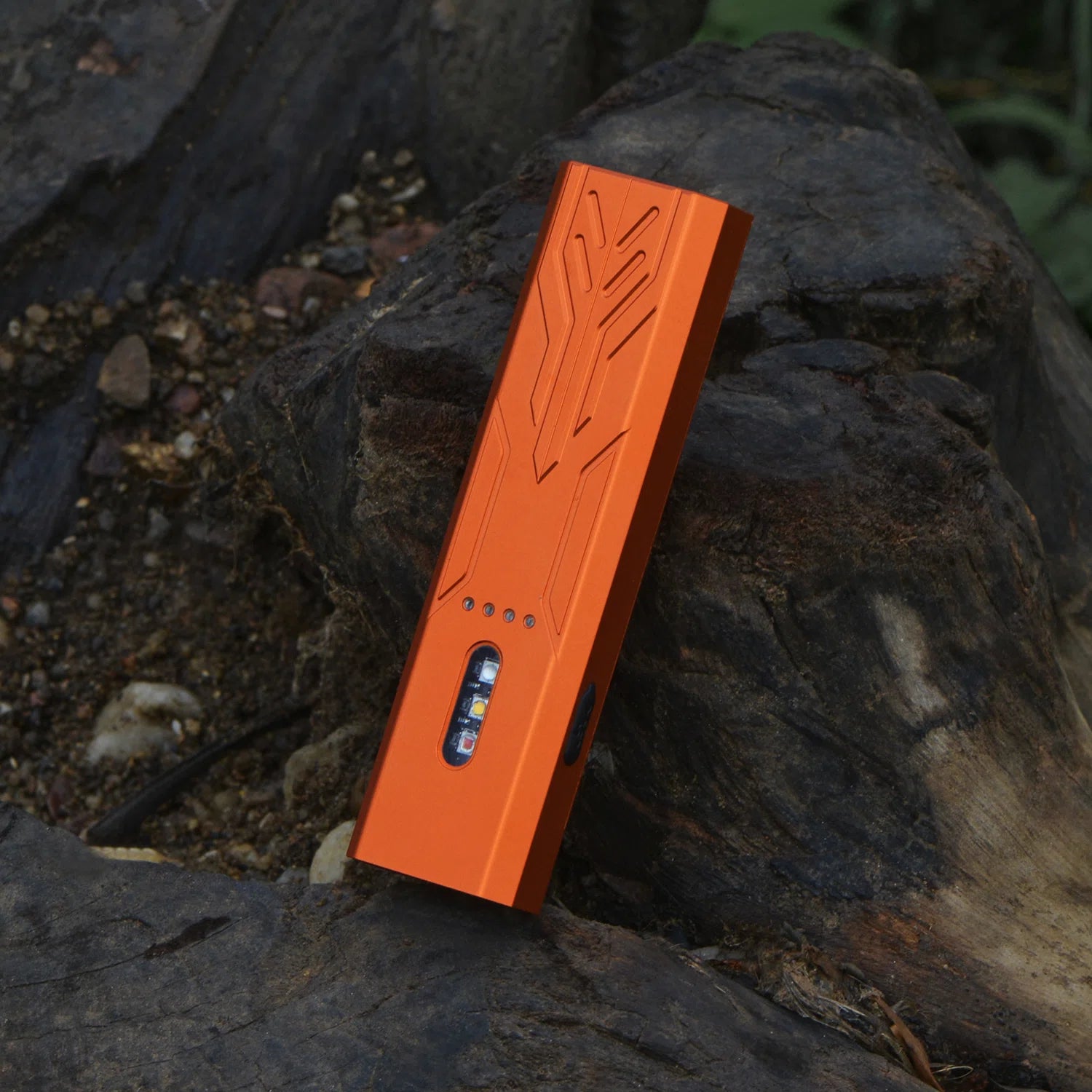 FIELDLUME BP12 EDC Torch | 1500LM | Green Laser & UV