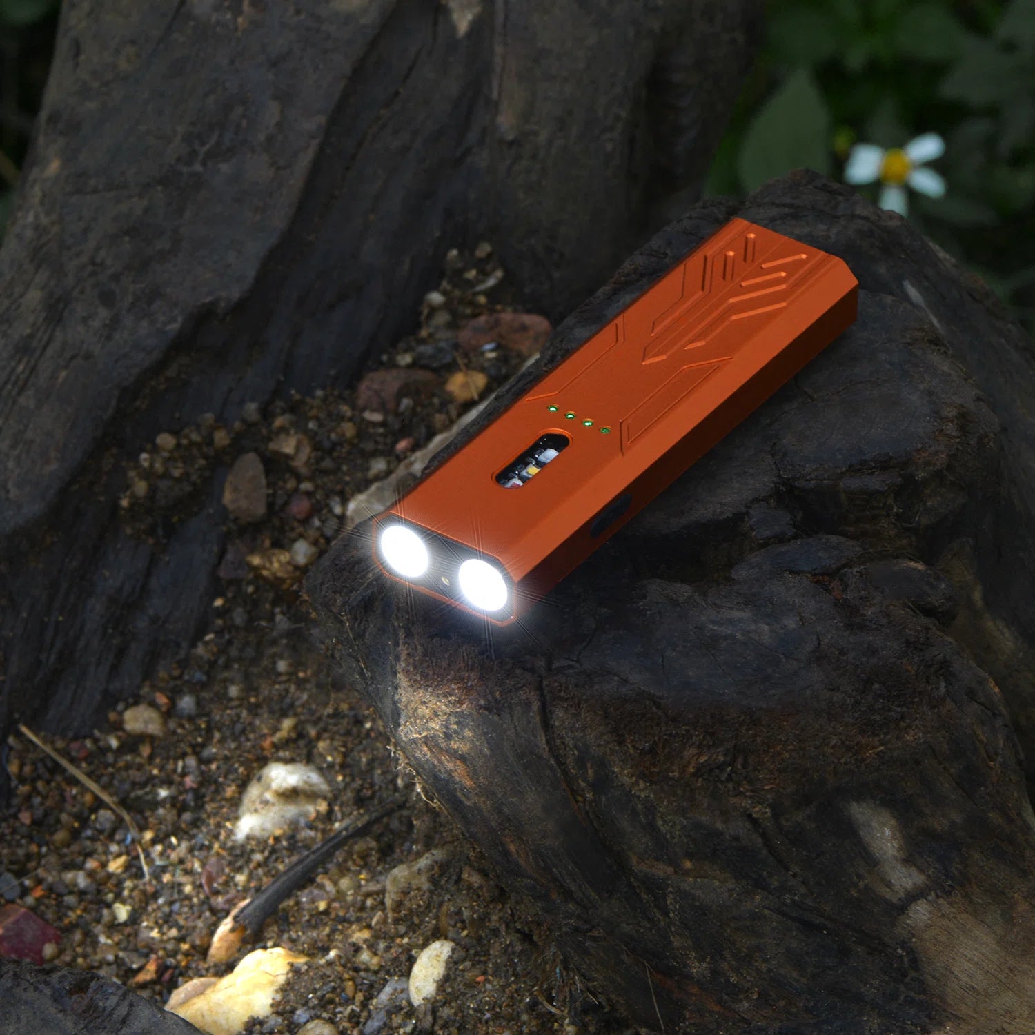 FIELDLUME BP12 EDC Torch | 1500LM | Green Laser & UV