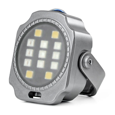 FIELDLUME T8 Titanium EDC Torch Hero 01