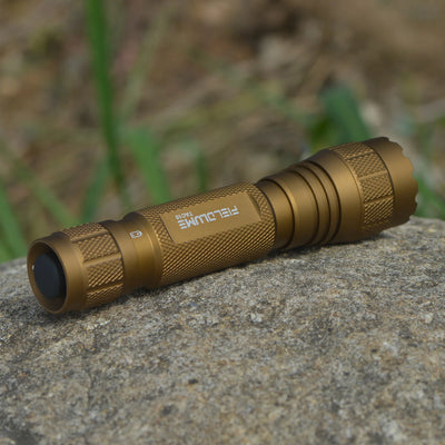 FIELDLUME TAC10 Tan flashlight side profile